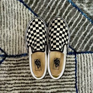 Black n white vans